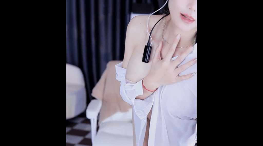 图片[3]深夜宿舍-仓鼠控的第二选择【网易CC 柚亚】红底高跟！高颜值顶级反差 漏出美鲍！应有尽有?【1V】【830M】深夜宿舍-仓鼠控的第二选择