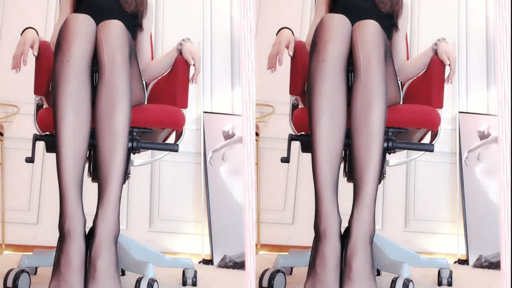 图片[2]深夜宿舍-仓鼠控的第二选择【虎牙 小A+织梦小花】葡萄热舞 丁字吐奶黑丝秀足！【3V】【761M】深夜宿舍-仓鼠控的第二选择