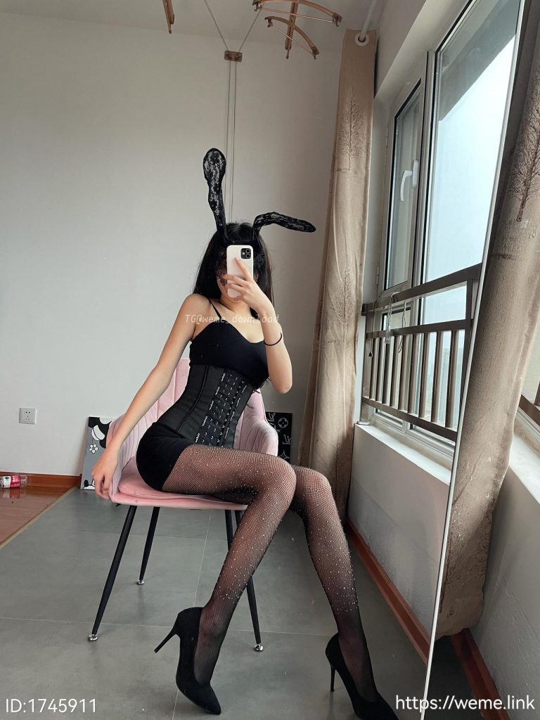 图片[1]深夜宿舍|一个懂你的资源网站|微密圈资源最全在线下载官网论坛No.153-微密圈李李好甜合集【更新至13期】深夜宿舍|一个懂你的资源网站|微密圈资源最全在线下载官网论坛深夜宿舍|一个懂你的资源网站|