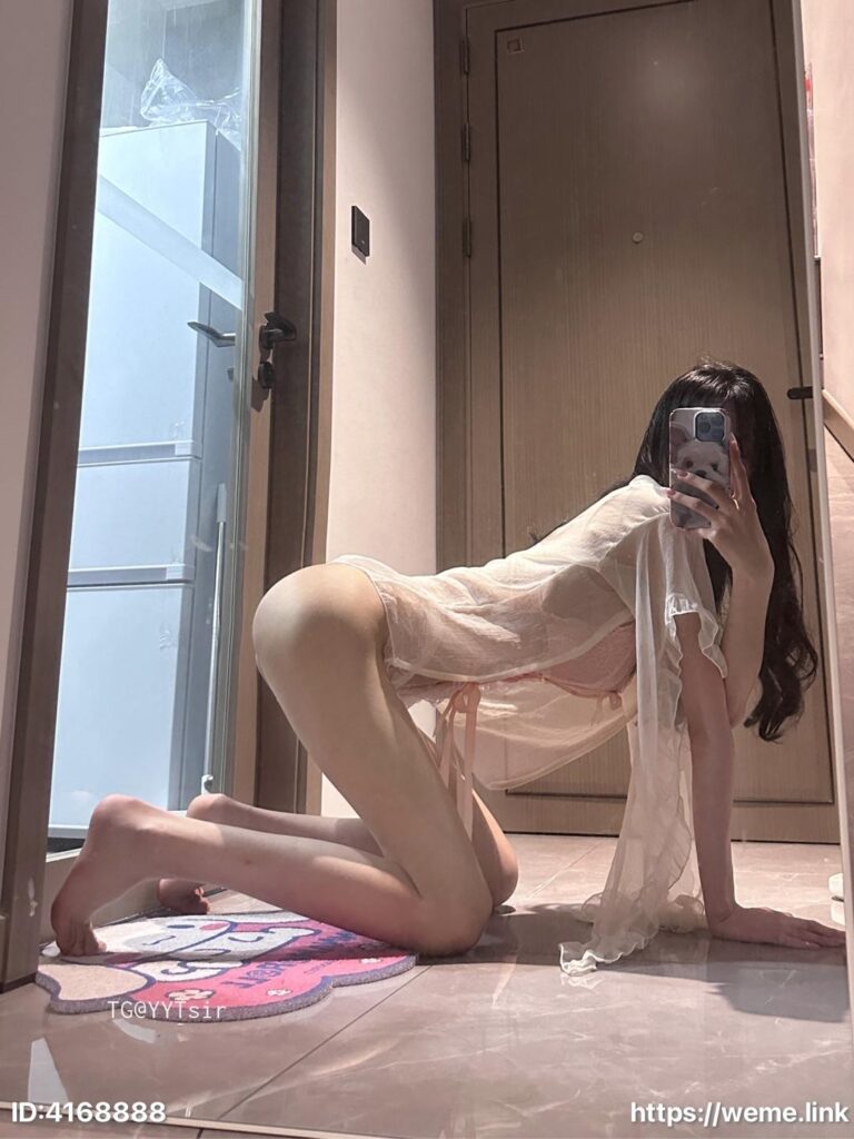 图片[3]深夜宿舍|一个懂你的资源网站|微密圈资源最全在线下载官网论坛No.279-微密圈剁椒芋头UNI合集【更新至8期】深夜宿舍|一个懂你的资源网站|微密圈资源最全在线下载官网论坛深夜宿舍|一个懂你的资源网站|