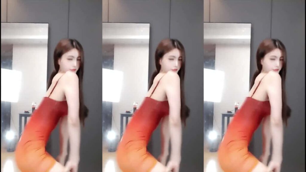 图片[2]深夜宿舍-仓鼠控的第二选择【虎牙 晴小兔】尺度巅峰时期 镜中摇 晃奶子【3V】【350M】深夜宿舍-仓鼠控的第二选择