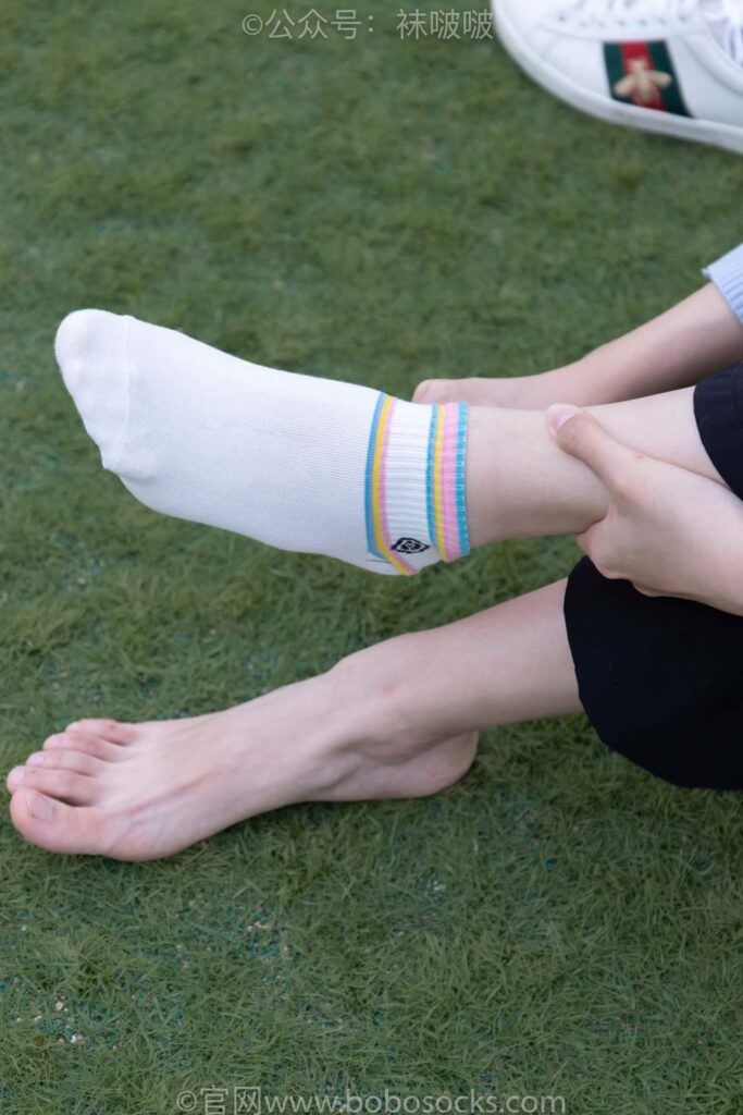 图片[4]深夜宿舍-仓鼠控的第二选择【美足】BoBoSocks袜啵啵【更新至300期】[1813G]深夜宿舍-仓鼠控的第二选择