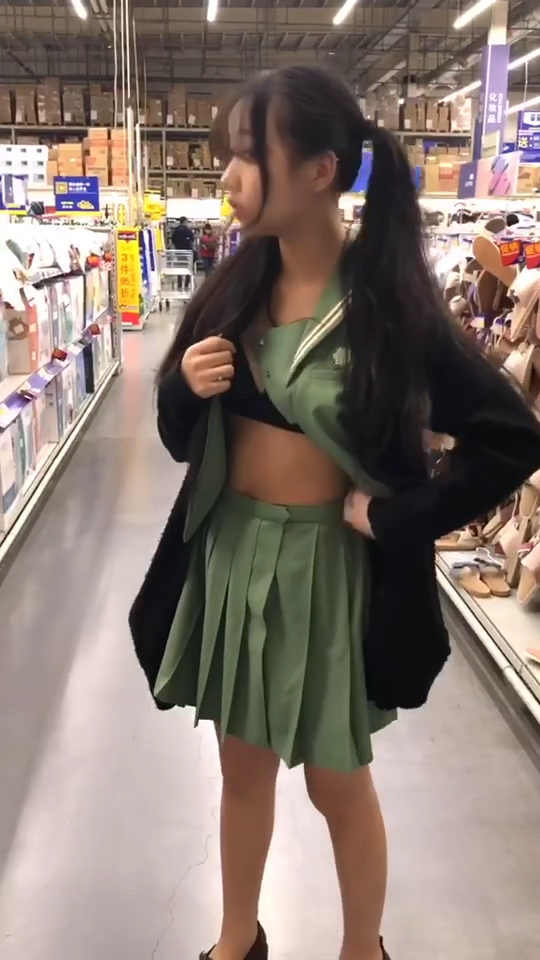 图片[2]深夜宿舍-仓鼠控的第二选择【福利姬】浆果儿合集【32V132P】【27.6G】深夜宿舍-仓鼠控的第二选择