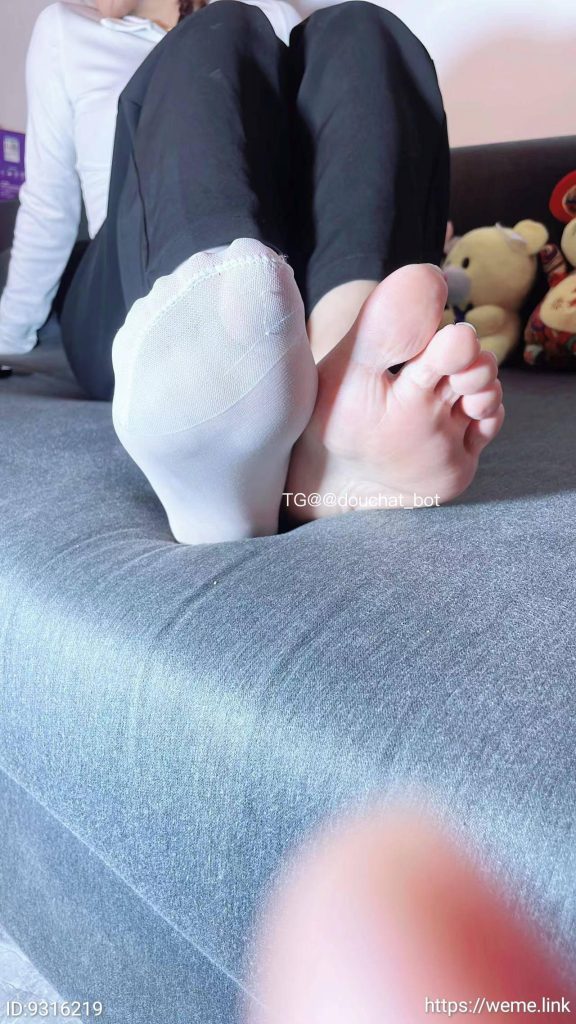 图片[4]深夜宿舍|一个懂你的资源网站|微密圈资源最全在线下载官网论坛No.372-微密圈奕奕合集【更新至1期】深夜宿舍|一个懂你的资源网站|微密圈资源最全在线下载官网论坛深夜宿舍|一个懂你的资源网站|