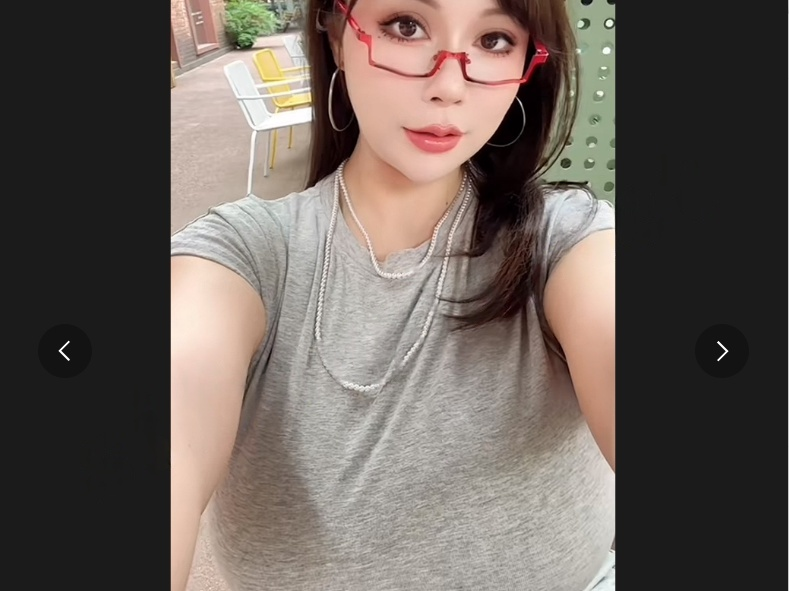 【无在线播放】【抖音巨乳】刘雯房车生活 最新露脸吃鸡女上炮机插逼【7V】【185M】深夜宿舍-仓鼠控的第二选择