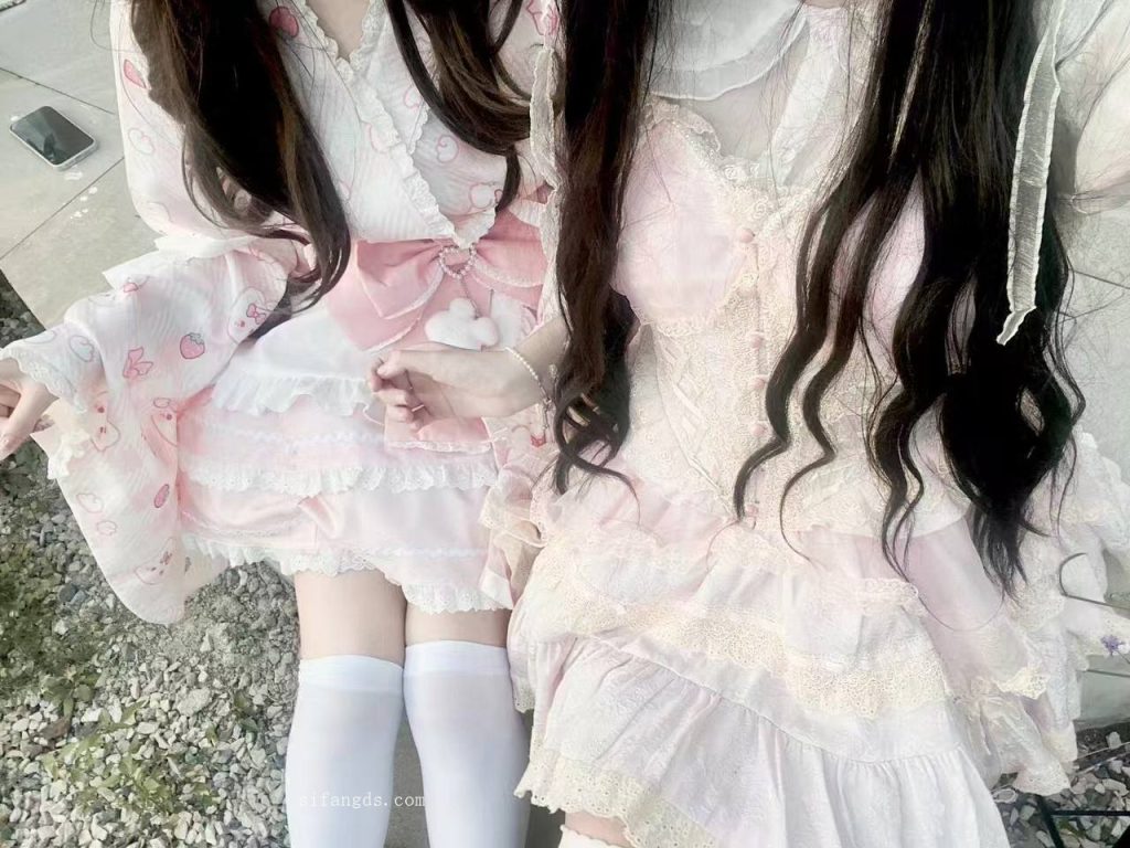 图片[5]深夜宿舍-仓鼠控的第二选择推特超香嫩妹 糖糖 自拍裸舞掰嫩穴情侣啪啪福利 嫩出水深夜宿舍-仓鼠控的第二选择