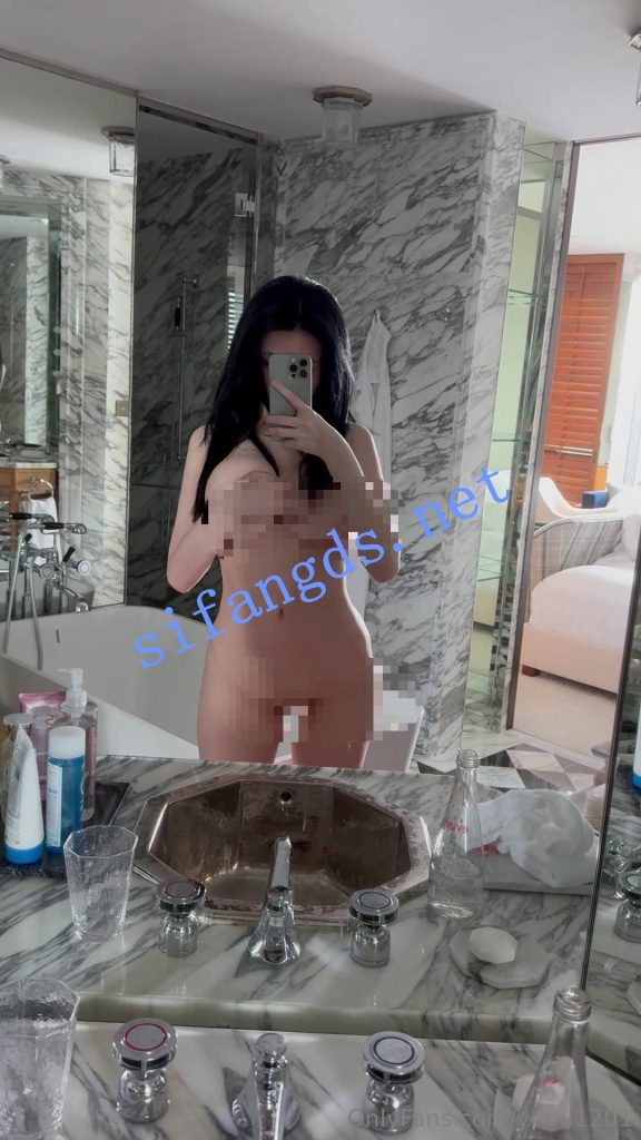 图片[8]深夜宿舍-仓鼠控的第二选择【无在线播放】【抖音福利】1oW粉模特李妍雨（yonu1201）裸体初次曝光，大奶【9V】【108M】深夜宿舍-仓鼠控的第二选择