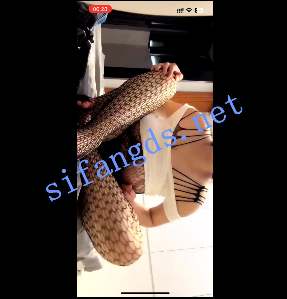 图片[7]深夜宿舍-仓鼠控的第二选择【无在线播放】【抖音快手巨乳】张泡泡 付费直播抖奶走光真空凸点福利【5V】【2.05G】深夜宿舍-仓鼠控的第二选择