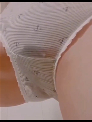 图片[22]深夜宿舍-仓鼠控的第二选择【无在线播放】推特呲尿大比拼 各种妹妹放尿给你看 比比谁的穴嫩尿的远【153V】【0.98G】深夜宿舍-仓鼠控的第二选择