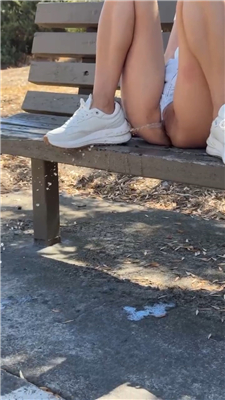 图片[16]深夜宿舍-仓鼠控的第二选择【无在线播放】推特呲尿大比拼 各种妹妹放尿给你看 比比谁的穴嫩尿的远【153V】【0.98G】深夜宿舍-仓鼠控的第二选择