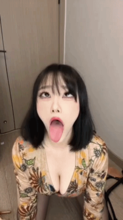 图片[2]深夜宿舍-仓鼠控的第二选择【无在线播放】【快手福利】大奶风骚御姐【琳铛】骚舞白眼吐舌抖奶诱惑【20V】【5.14G】深夜宿舍-仓鼠控的第二选择