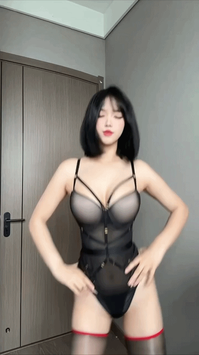 图片[14]深夜宿舍-仓鼠控的第二选择【无在线播放】【快手福利】大奶风骚御姐【琳铛】骚舞白眼吐舌抖奶诱惑【20V】【5.14G】深夜宿舍-仓鼠控的第二选择