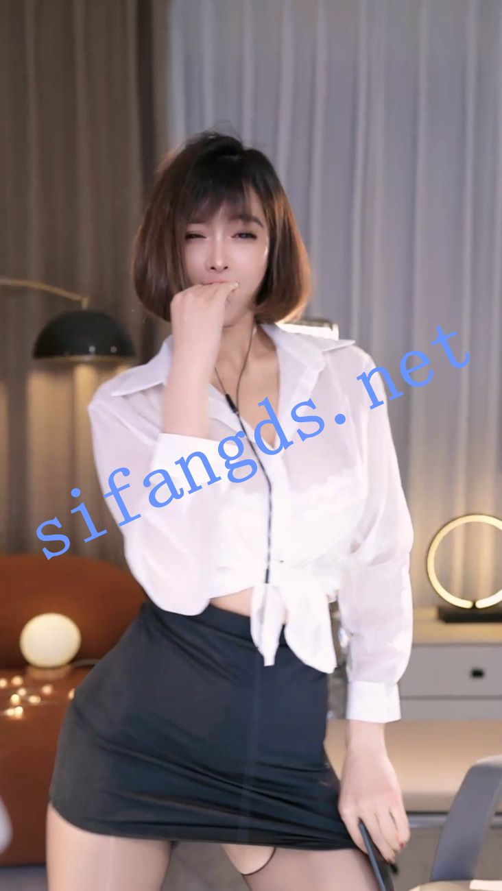 图片[9]深夜宿舍-仓鼠控的第二选择【无在线播放】⭐【时光直播 畅聊】S37 深沟半球 擦边大尺度性感骚舞【82V】【7.07G】深夜宿舍-仓鼠控的第二选择