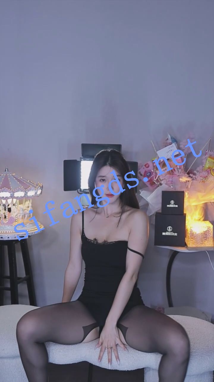 图片[11]深夜宿舍-仓鼠控的第二选择【无在线播放】⭐【漂漂直播】S25 深沟大奶 整活擦边大尺度诱惑骚舞【52V】【3.48G】深夜宿舍-仓鼠控的第二选择