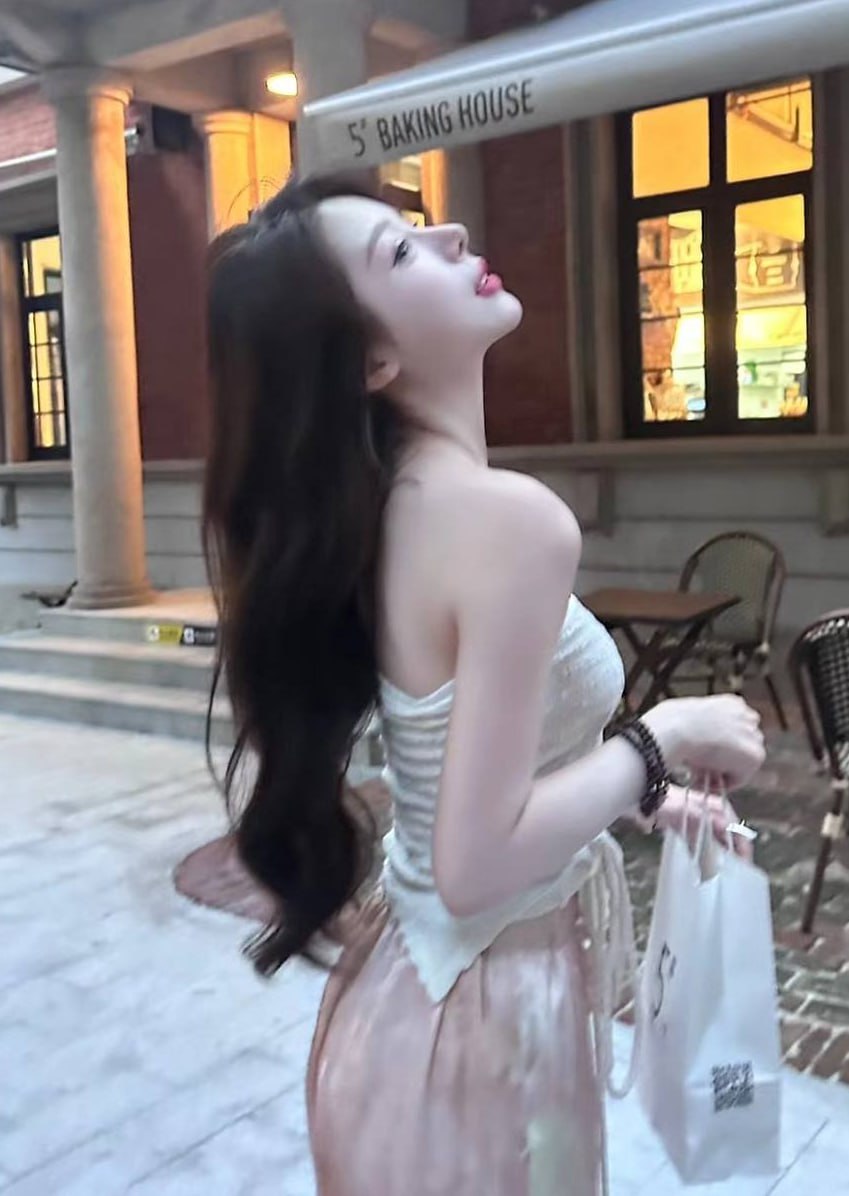 图片[3]深夜宿舍-仓鼠控的第二选择【在线播放】推特 小怪兽E 自入门槛，超强约炮博主，约啪各类天花板身材女神，小红书网红，推特网红，长腿模特【21V】【859M】深夜宿舍-仓鼠控的第二选择