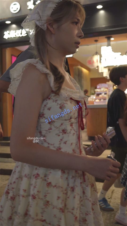 图片[6]深夜宿舍-仓鼠控的第二选择【无在线播放】 (BC-SSS-091)双马尾小姐姐逛街..裙子短的离谱..侧面露半个屁股【1V】【715M】深夜宿舍-仓鼠控的第二选择