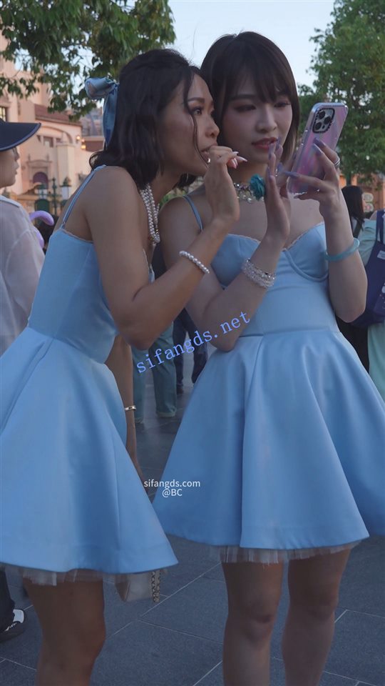 图片[6]深夜宿舍-仓鼠控的第二选择【无在线播放】(BC-SSS-090)吊带公主裙姐妹..半蹲拍照被CD..竟然都穿丁字裤【1V】【959M】深夜宿舍-仓鼠控的第二选择