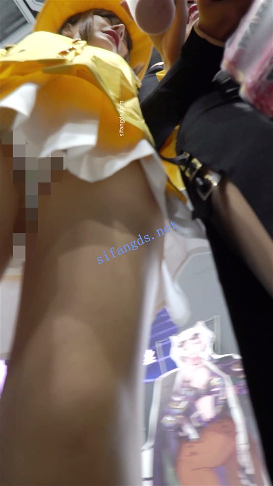 图片[4]深夜宿舍-仓鼠控的第二选择【无在线播放】【xxn-156】游戏展台两位模特..蕾丝粉内..窄内塞了好几张纸【3V】【1.5G】深夜宿舍-仓鼠控的第二选择