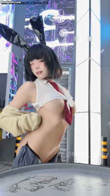 图片[15]深夜宿舍-仓鼠控的第二选择【无在线播放】【B站 Yiko湿润兔 咬一口兔娘】10月作品 赛博逆JK 双视角骚舞【87P3V】【1.07G】深夜宿舍-仓鼠控的第二选择