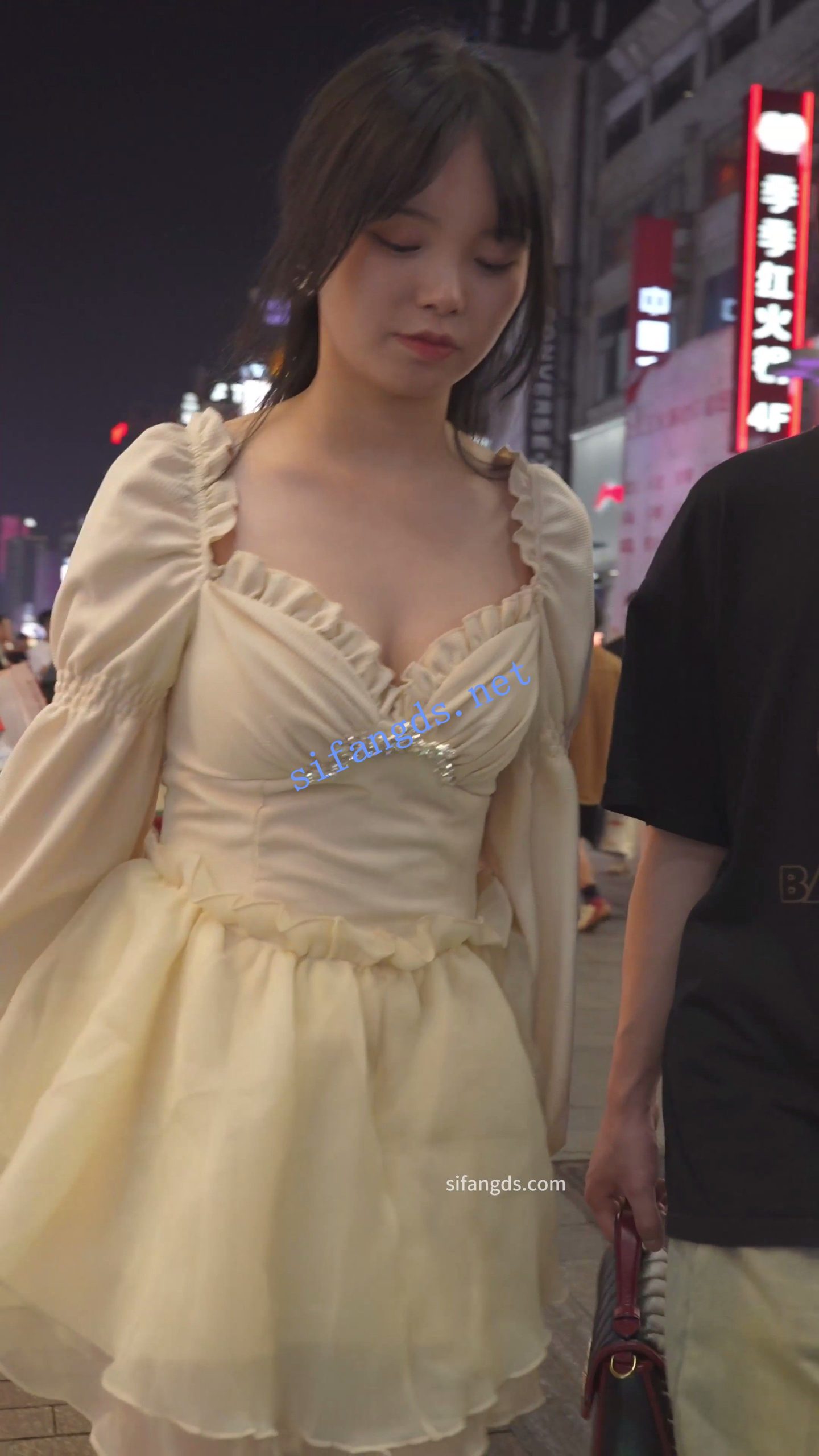 图片[5]深夜宿舍-仓鼠控的第二选择【无在线播放】(BC-AA-570)蕾丝裙透明高跟小姐姐..微透白内上楼梯被CD【1V】【665M】深夜宿舍-仓鼠控的第二选择