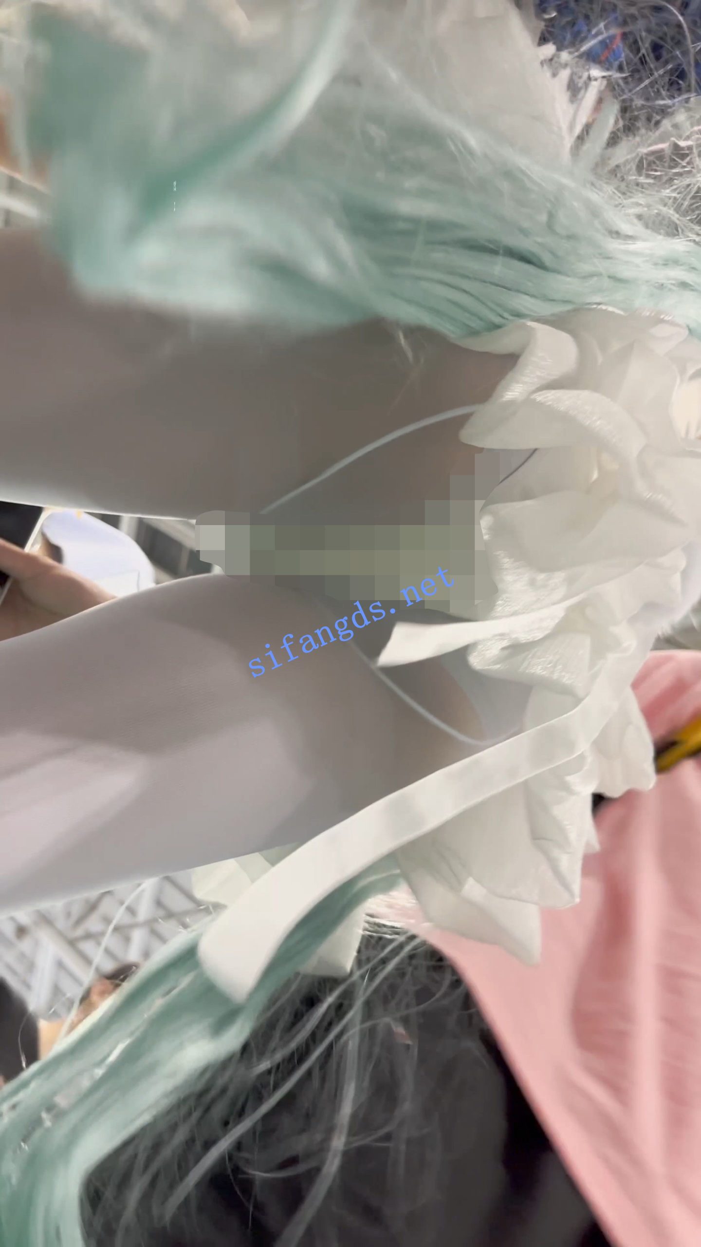 图片[7]深夜宿舍-仓鼠控的第二选择【无在线播放】【KFC】泳装COSER和男友逛街·白色内内被泳装兜住露两边【1V】【346M】深夜宿舍-仓鼠控的第二选择