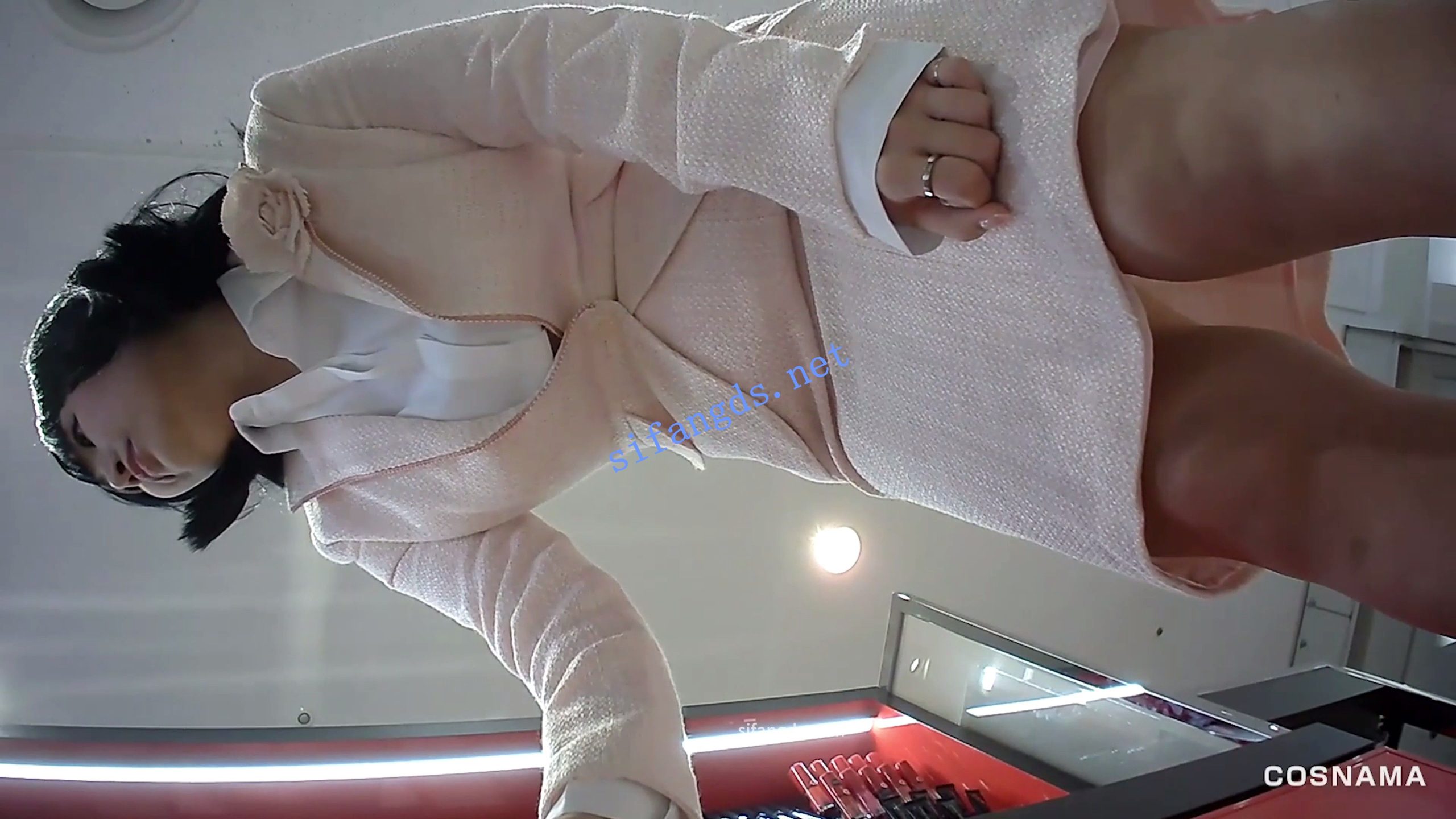 图片[3]深夜宿舍-仓鼠控的第二选择【无在线播放】【日产精选】151商场CD两位制服店员开裆丝袜蕾丝丁字【1V】【2.74G】深夜宿舍-仓鼠控的第二选择