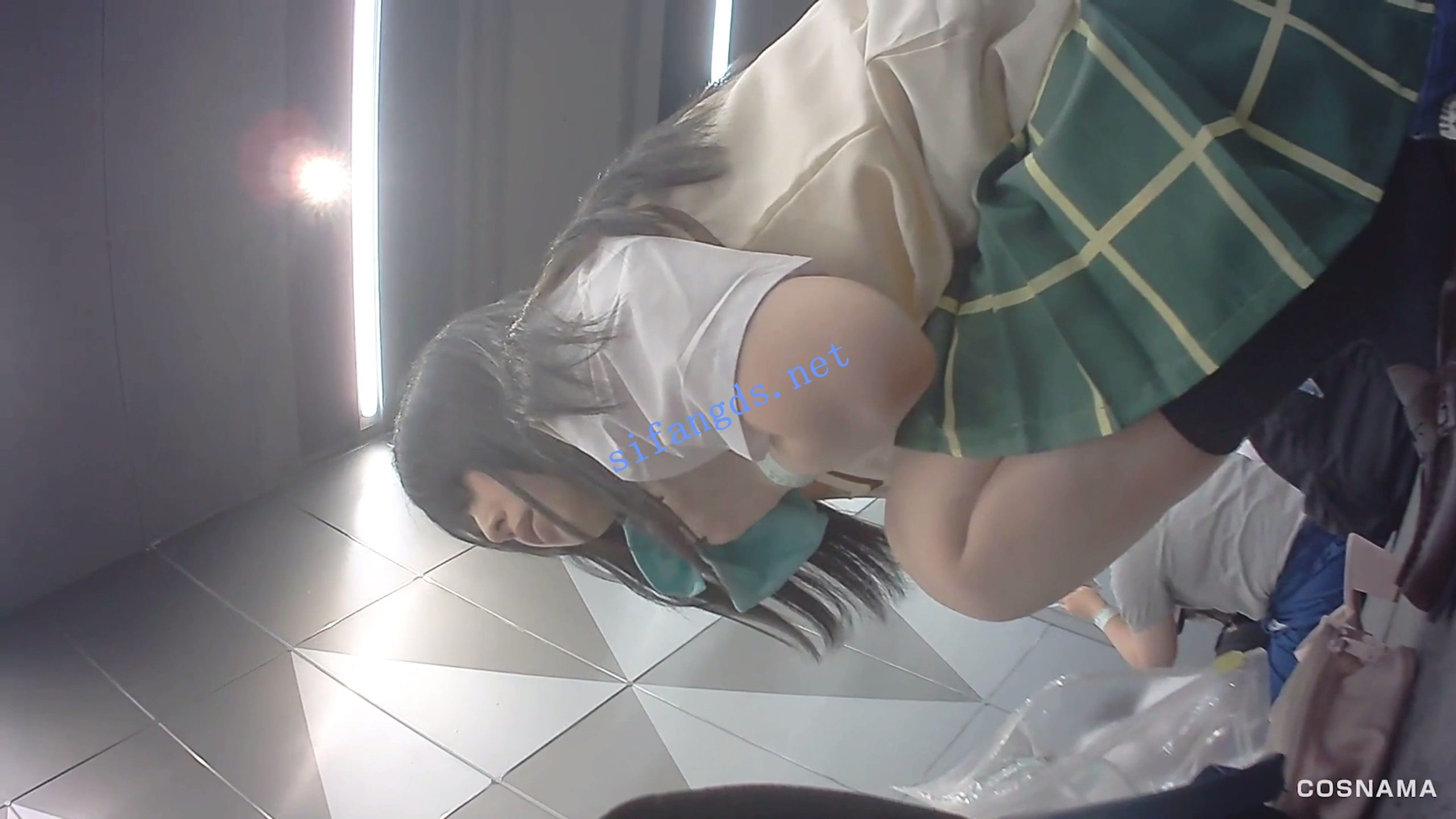 【无在线播放】【日产精选】164抄底岛风cos透明内屁股缝+制服jk坐镜头【1V】【3.05G】深夜宿舍-仓鼠控的第二选择