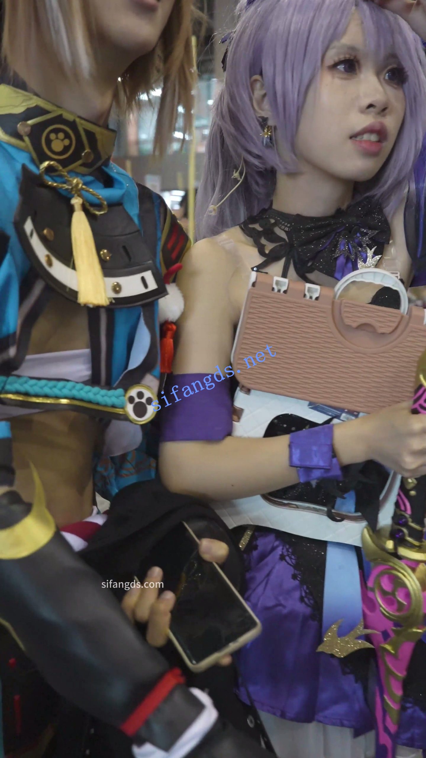 【无在线播放】【xxn-319】展会CD刻晴小姐姐..棕色丝袜白内坐下走光【1V】【251M】深夜宿舍-仓鼠控的第二选择