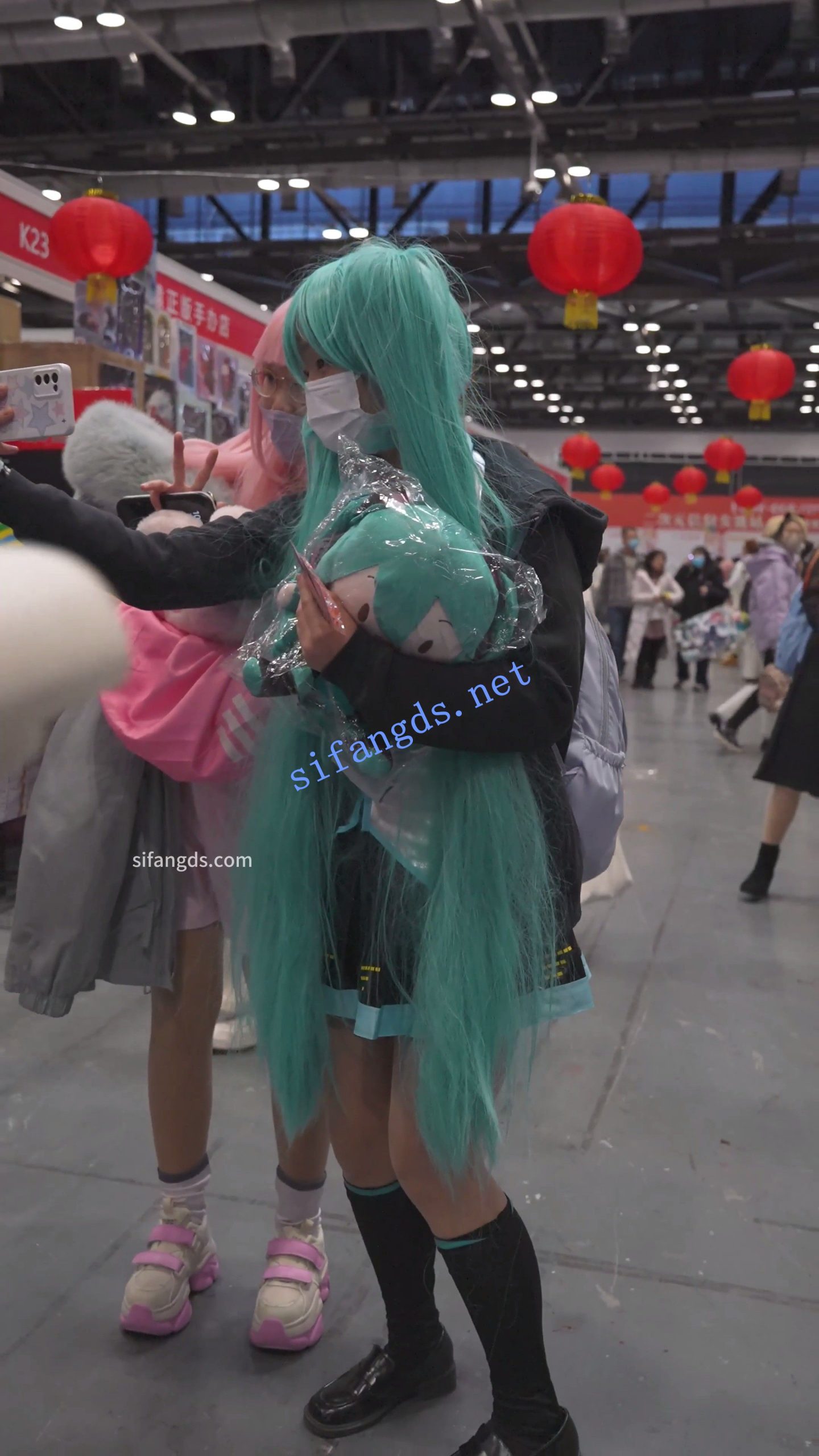 图片[3]深夜宿舍-仓鼠控的第二选择【无在线播放】【xxn-321】展会CD初音cos窄内弯腰..超薄肉丝裆部纹理清晰【1V】【491M】深夜宿舍-仓鼠控的第二选择