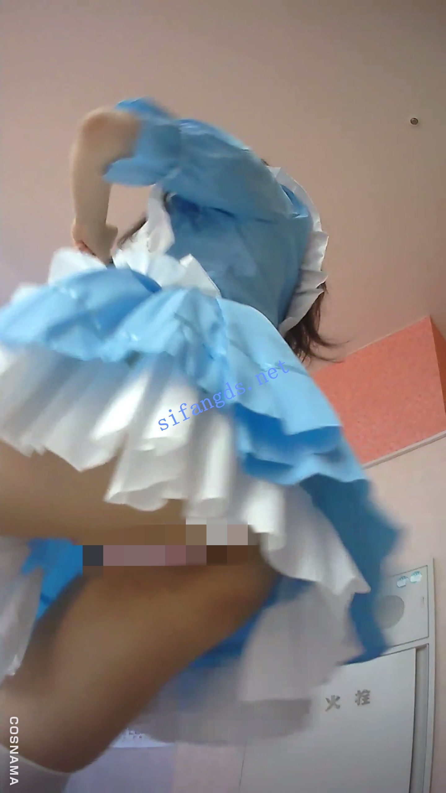 图片[6]深夜宿舍-仓鼠控的第二选择【无在线播放】【日产精选】165电玩城女仆店员跳舞。粉骚丁对镜头半蹲【1V】【2.92G】深夜宿舍-仓鼠控的第二选择