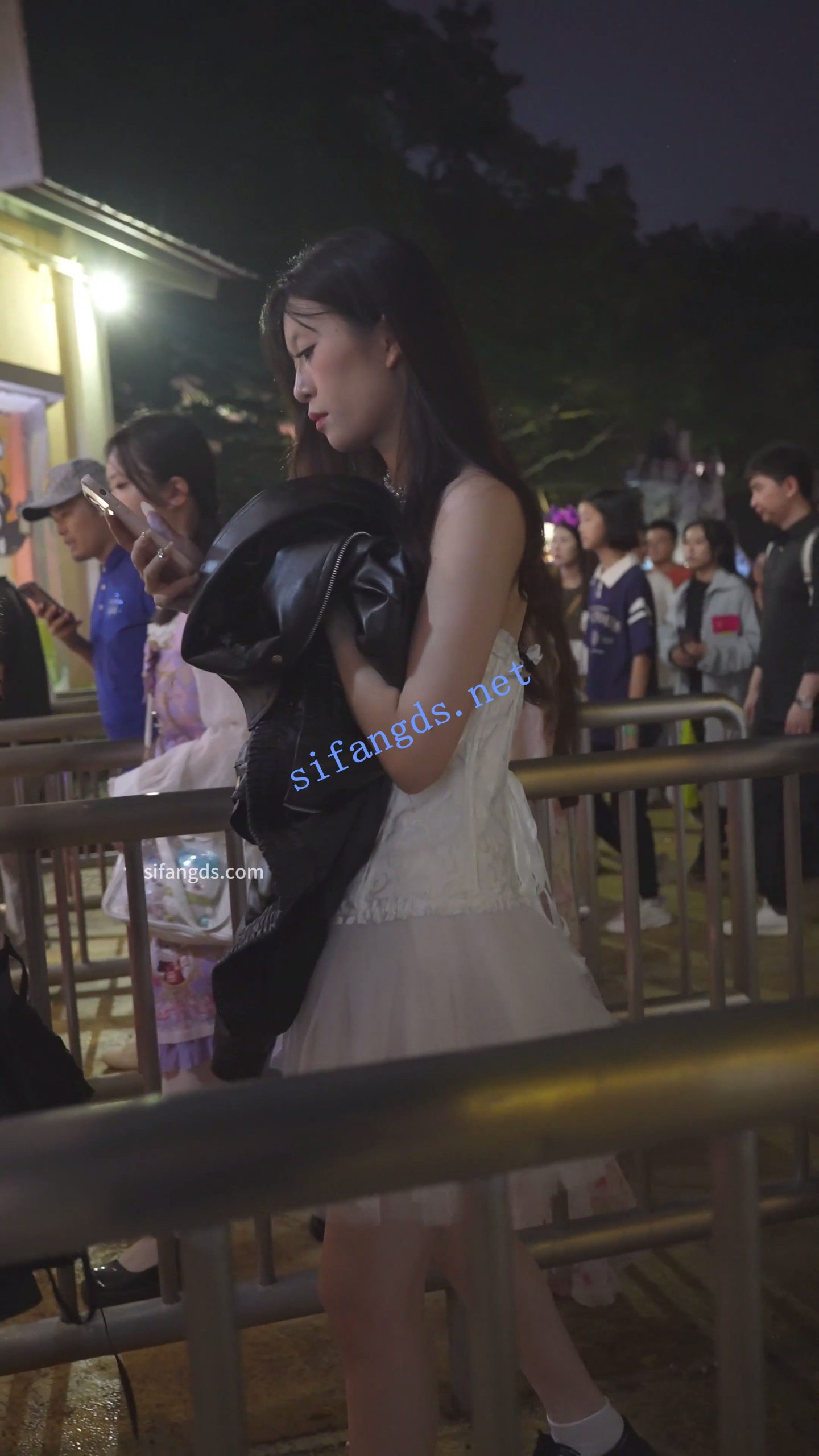 图片[5]深夜宿舍-仓鼠控的第二选择【无在线播放】(BC-AA-581)游乐园抄底蕾丝白裙小姐姐..无痕粉内屁股光滑【1V】【241M】深夜宿舍-仓鼠控的第二选择