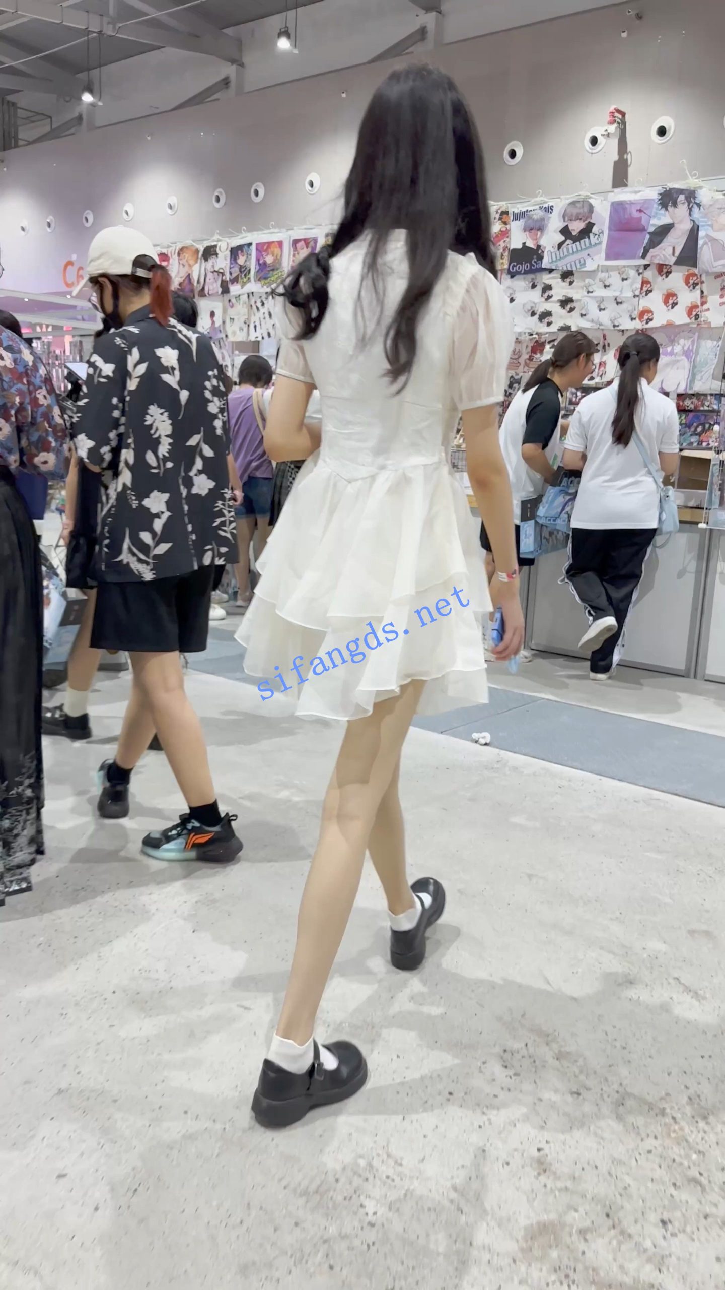 图片[7]深夜宿舍-仓鼠控的第二选择【无在线播放】【KFC】白色长裙学生妹独自逛街·白色内内前后CD【1V】【738M】深夜宿舍-仓鼠控的第二选择