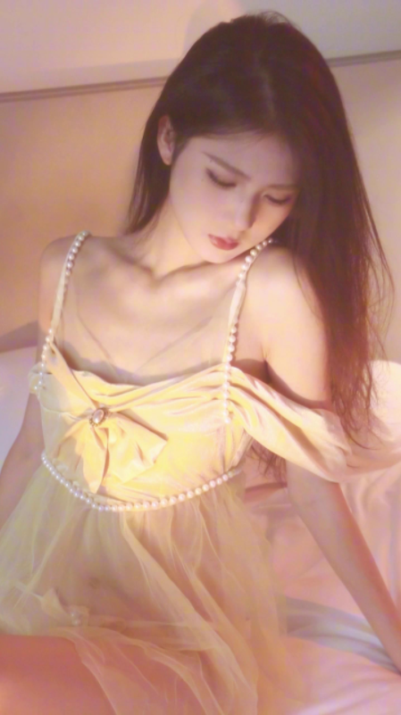 图片[22]深夜宿舍-仓鼠控的第二选择【无在线播放】重磅【大学生私房拍摄】明星颜值长得很像白鹿的模特【1V150P】【6.81G】深夜宿舍-仓鼠控的第二选择