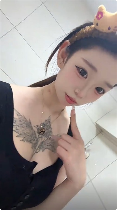 图片[3]深夜宿舍-仓鼠控的第二选择【无在线播放】抖音 小姜姜 气质精神小妹 露点 自慰 掰开B特写【1V】【143M】深夜宿舍-仓鼠控的第二选择