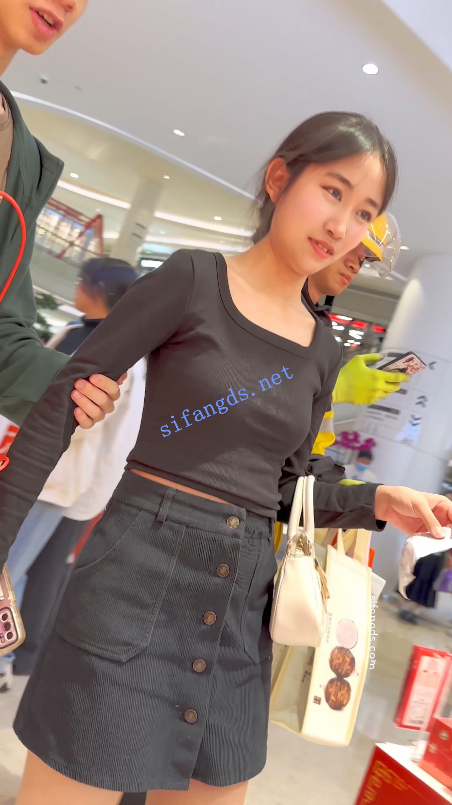 图片[5]深夜宿舍-仓鼠控的第二选择【无在线播放】【KFC】短裙学生妹酷似许家印·0D肉丝白内·翘起屁股拍超清CD【1V】【309M】深夜宿舍-仓鼠控的第二选择