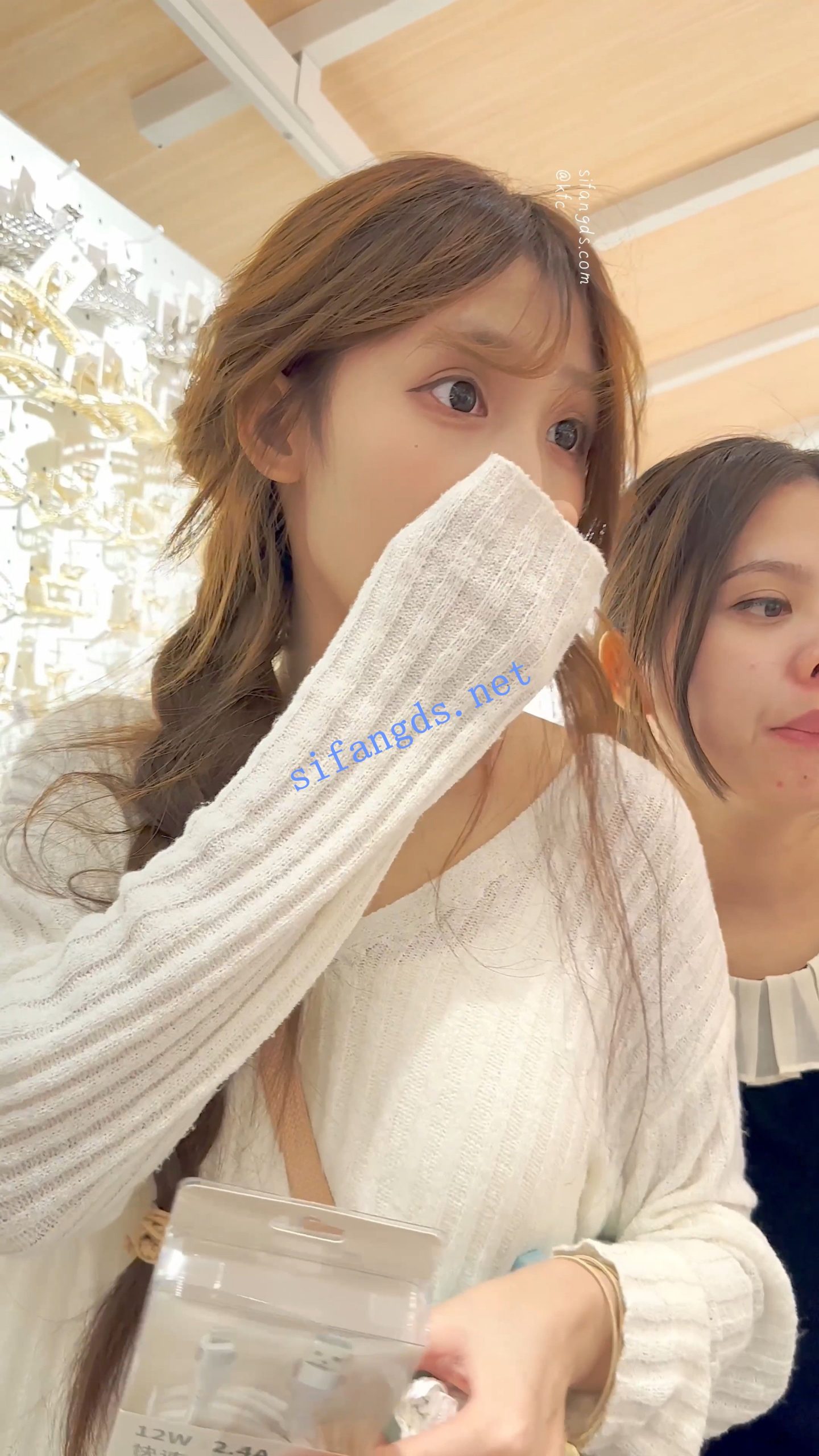 图片[7]深夜宿舍-仓鼠控的第二选择【无在线播放】【KFC】身材极品超美混血学生妹·包臀裙马尾辫白色内前后CD【1V】【365M】深夜宿舍-仓鼠控的第二选择