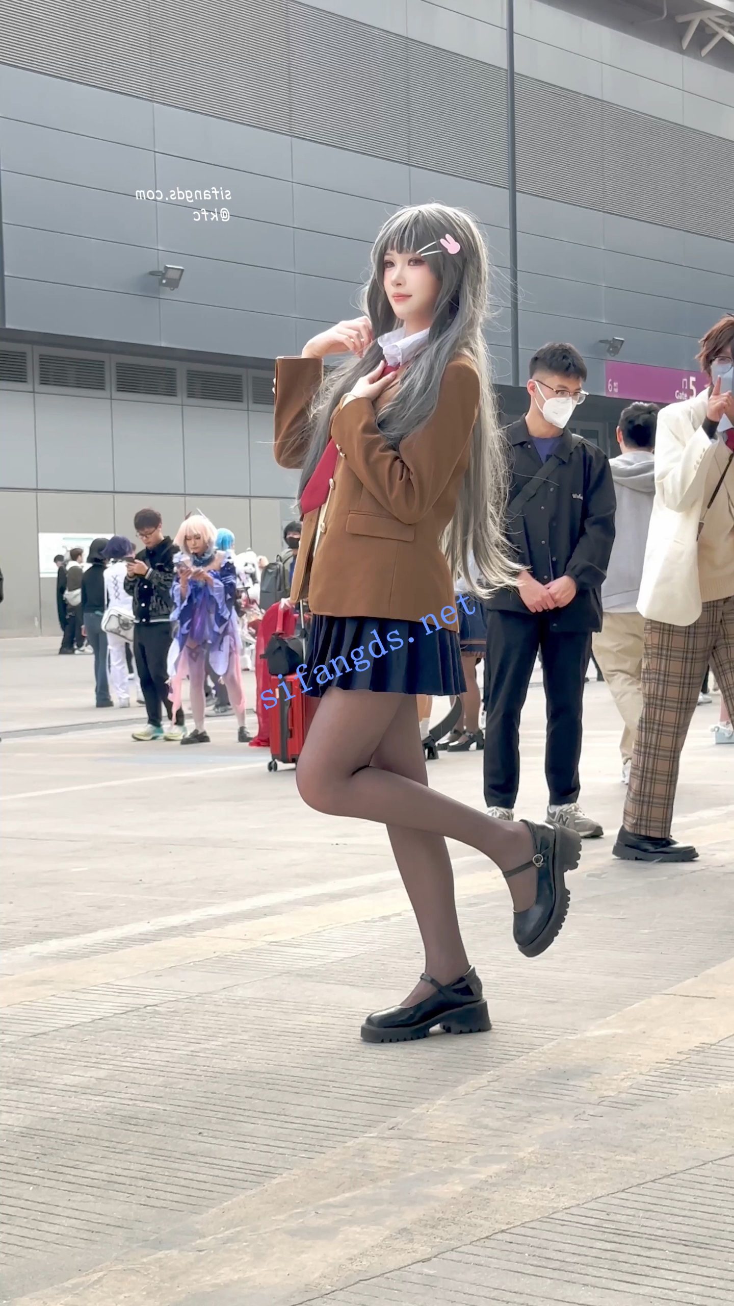 图片[10]深夜宿舍-仓鼠控的第二选择【无在线播放】【KFC】超可爱萝莉麻衣学姐·黑丝白透内·男友拍脸我拍裙底【1V】【0.98G】深夜宿舍-仓鼠控的第二选择