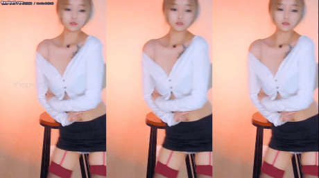 图片[15]深夜宿舍-仓鼠控的第二选择【无在线播放】【CC 安静不了】极限骚舞 短裙黑丝 露内裤内衣 非常骚【5V】【663M】深夜宿舍-仓鼠控的第二选择