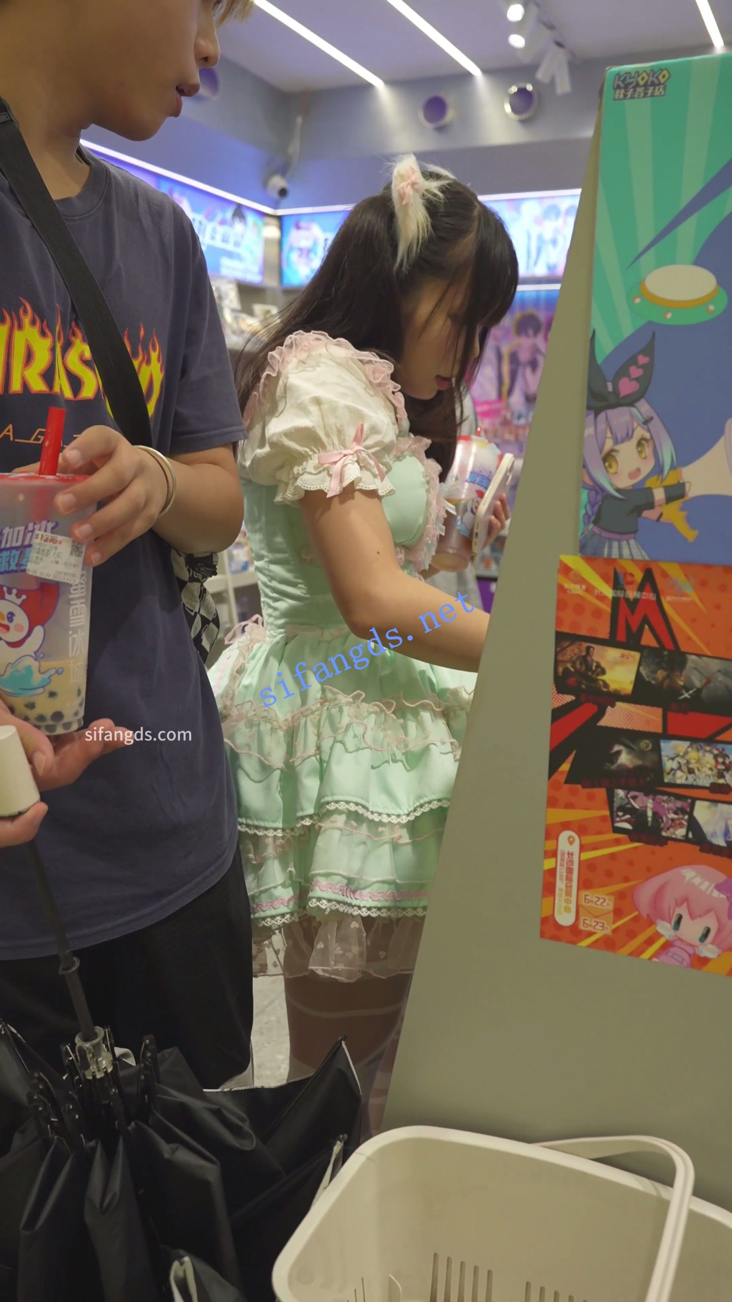 图片[6]深夜宿舍-仓鼠控的第二选择【无在线播放】(BC-AA-590)双马尾蕾丝裙小学妹..弯腰CD蕾丝边内裤看镜头了【1V】【458M】深夜宿舍-仓鼠控的第二选择