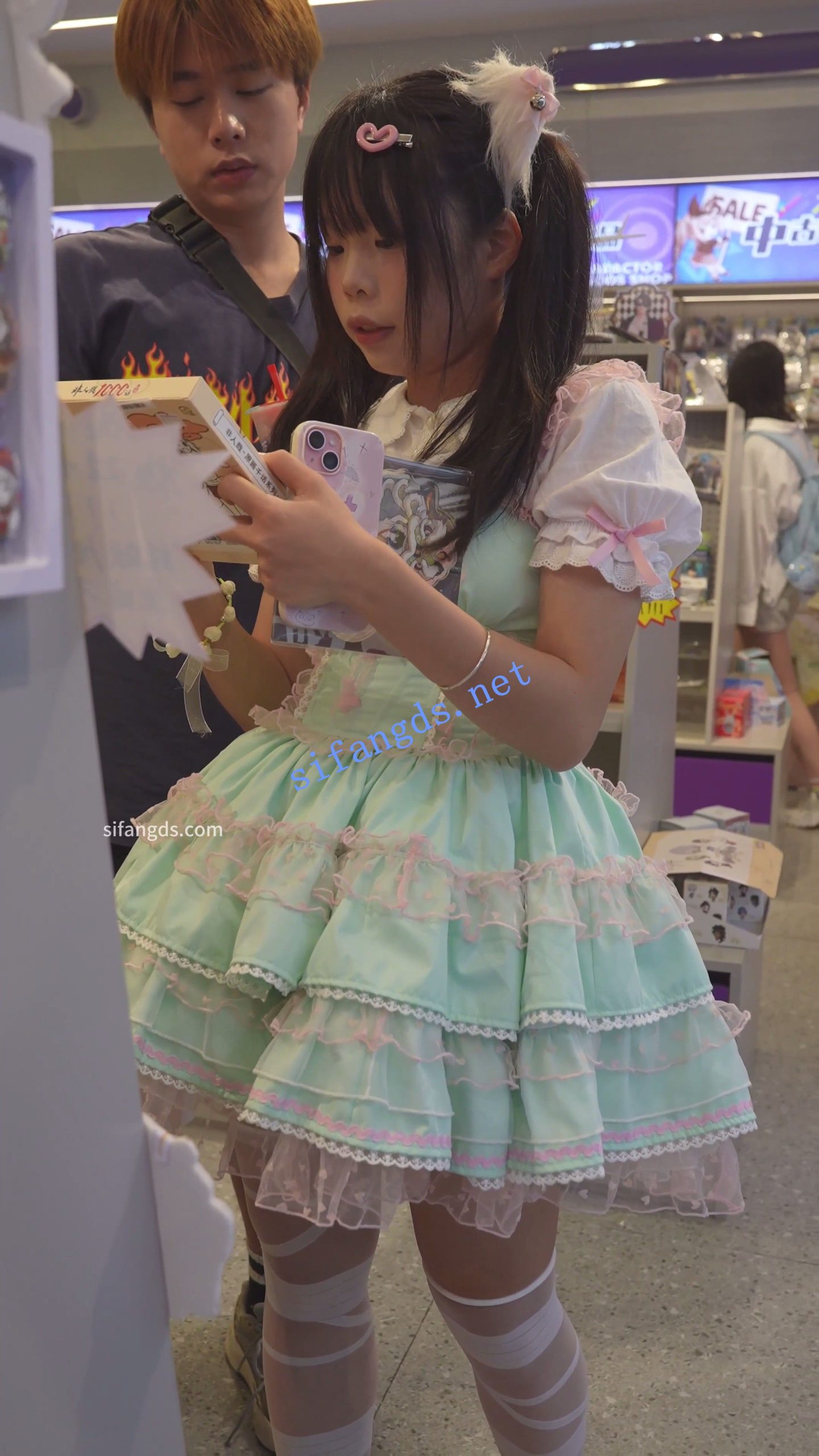 图片[4]深夜宿舍-仓鼠控的第二选择【无在线播放】(BC-AA-590)双马尾蕾丝裙小学妹..弯腰CD蕾丝边内裤看镜头了【1V】【458M】深夜宿舍-仓鼠控的第二选择