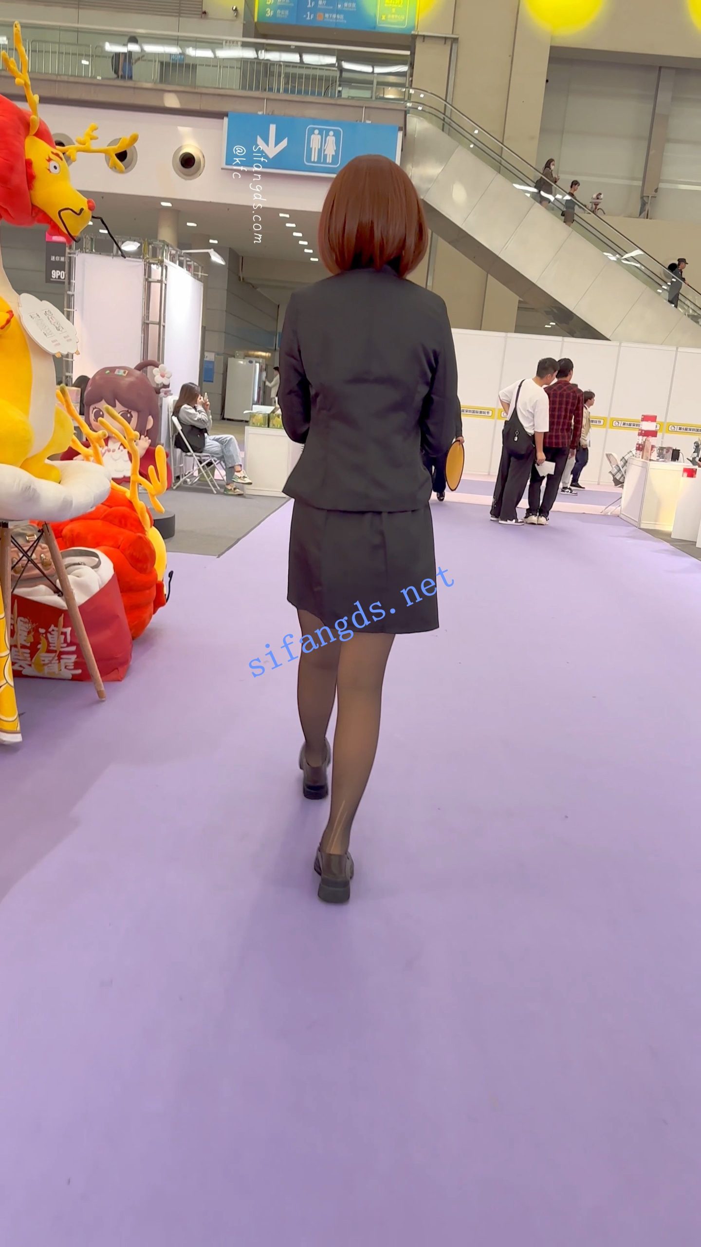 图片[4]深夜宿舍-仓鼠控的第二选择【无在线播放】【KFC】OL制服COSER学生妹·薄款黑丝袜紫色内内前后CD【1V】【372M】深夜宿舍-仓鼠控的第二选择