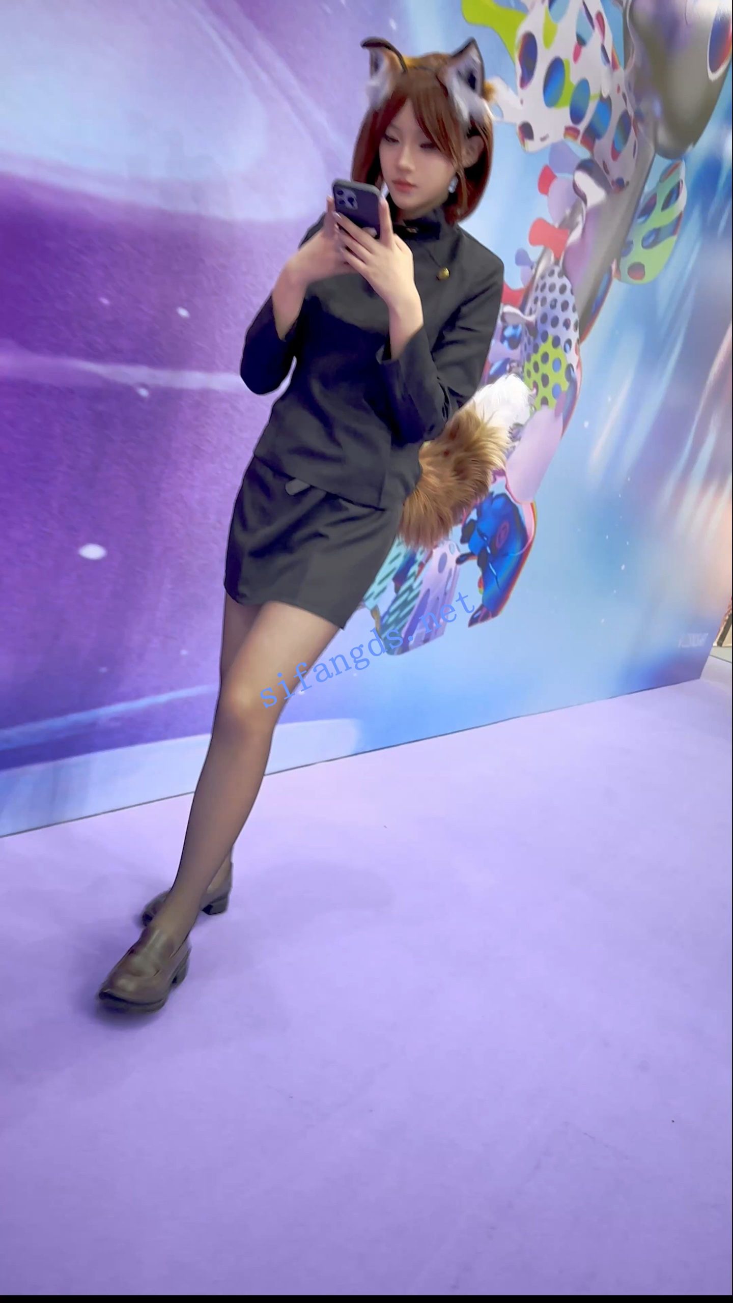 图片[1]深夜宿舍-仓鼠控的第二选择【无在线播放】【KFC】OL制服COSER学生妹·薄款黑丝袜紫色内内前后CD【1V】【372M】深夜宿舍-仓鼠控的第二选择