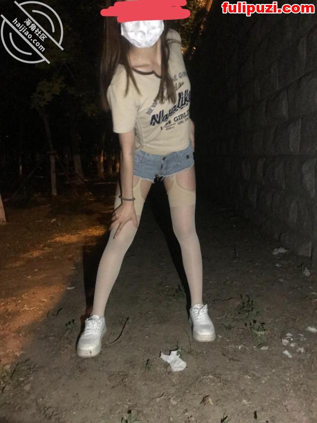 图片[4]深夜宿舍-仓鼠控的第二选择【无在线播放】海角【和妹妹同居的生活】乱伦合集 把妹妹调教成乖母狗露出野战样样精通【1490P+49V/7.06G】深夜宿舍-仓鼠控的第二选择