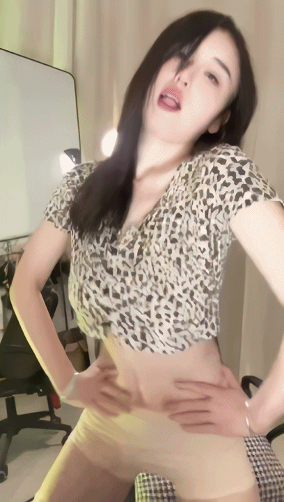 图片[3]深夜宿舍-仓鼠控的第二选择【无在线播放】【快手福利】风骚御姐【蒋大爷重庆一支花】骚舞顶胯【10V】【1.13G】深夜宿舍-仓鼠控的第二选择