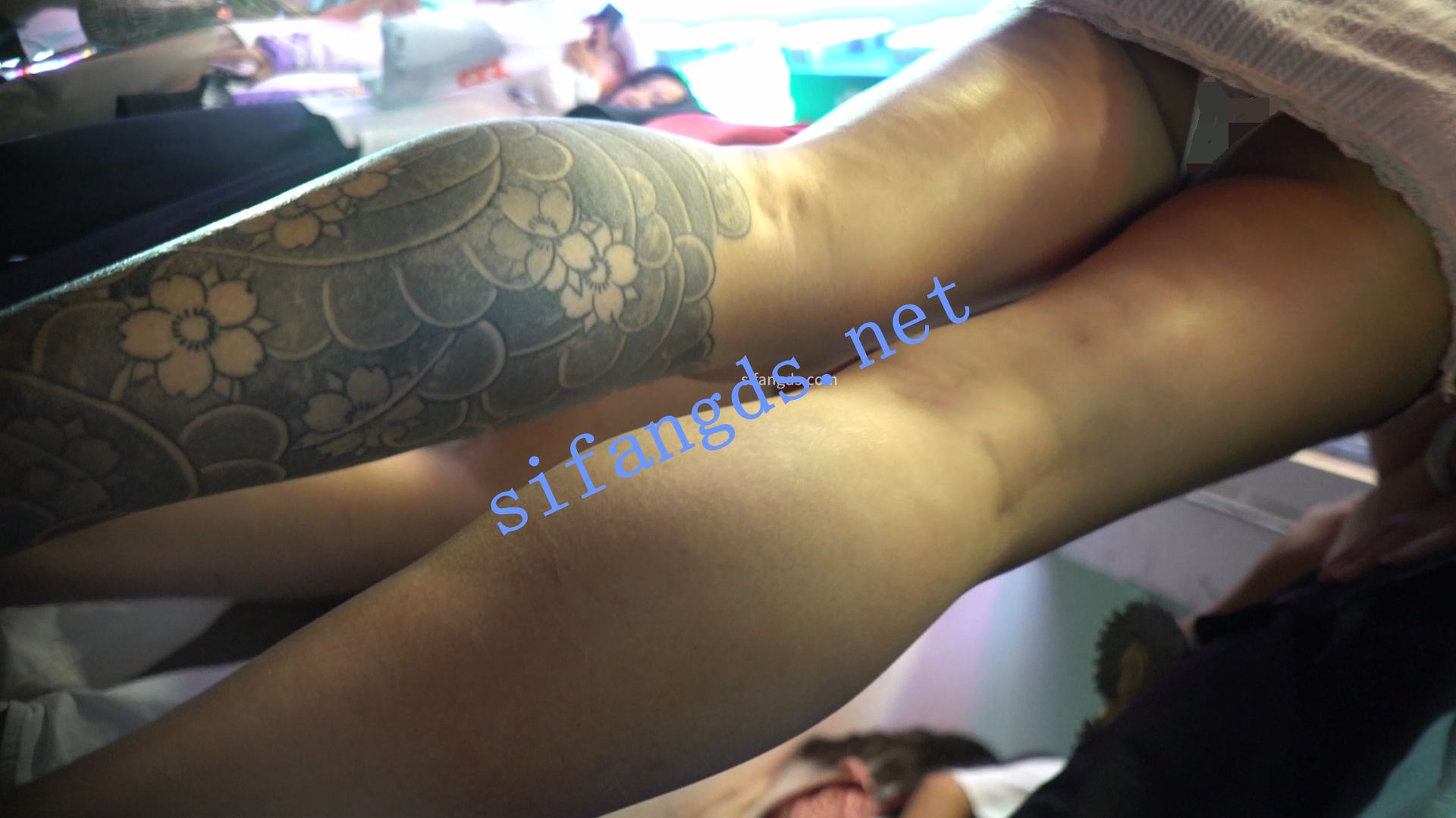 图片[6]深夜宿舍-仓鼠控的第二选择【无在线播放】（空城原创）恨天高包臀裙纹身小姐姐，干净白N包裹肥臀【1V】【597M】深夜宿舍-仓鼠控的第二选择