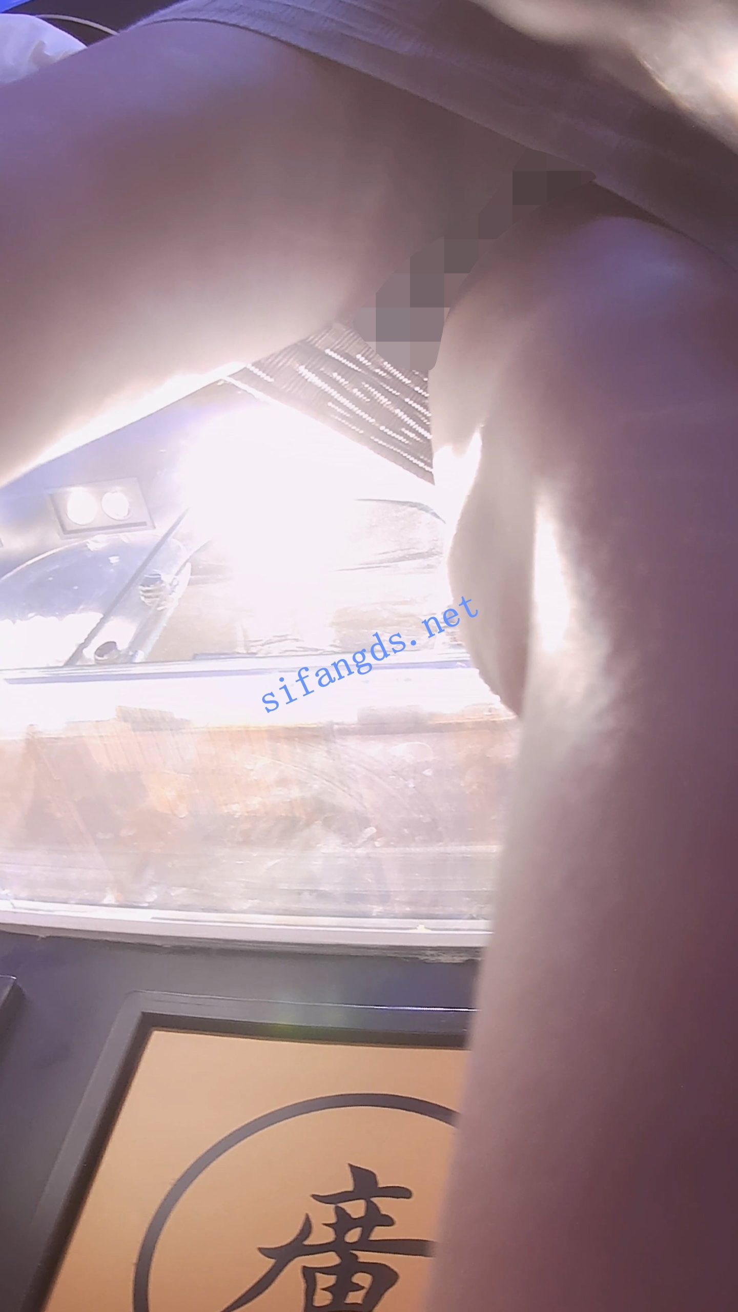 图片[2]深夜宿舍-仓鼠控的第二选择【无在线播放】『D·D』-215-魔鬼身材，齐切短发，包臀裙翘臀女郎，黑骚丁【1V】【2.17G】深夜宿舍-仓鼠控的第二选择