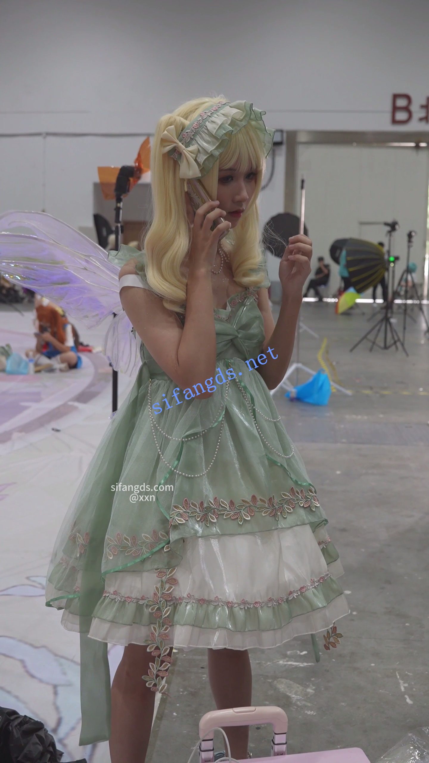 图片[7]深夜宿舍-仓鼠控的第二选择【无在线播放】【xxn-326】双马尾蕾丝裙美女..穿裙撑无打底..浅黄内前后CD【1V】【604M】深夜宿舍-仓鼠控的第二选择