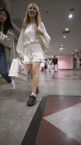 图片[3]深夜宿舍-仓鼠控的第二选择【无在线播放】【WaltzCD】华尔兹2023系列之24气质小美女 无痕薄内 13痕尽显【1V】【720M】深夜宿舍-仓鼠控的第二选择