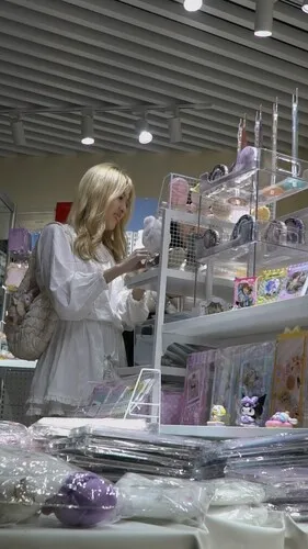 图片[9]深夜宿舍-仓鼠控的第二选择【无在线播放】【WaltzCD】华尔兹2023系列之24气质小美女 无痕薄内 13痕尽显【1V】【720M】深夜宿舍-仓鼠控的第二选择