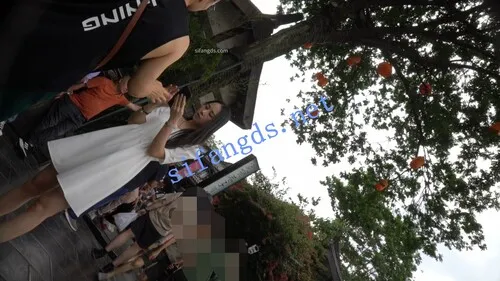 图片[8]深夜宿舍-仓鼠控的第二选择【无在线播放】（空城原创）白裙美女逛街，条纹小N前面透明漏黑森林【1V】【315M】深夜宿舍-仓鼠控的第二选择